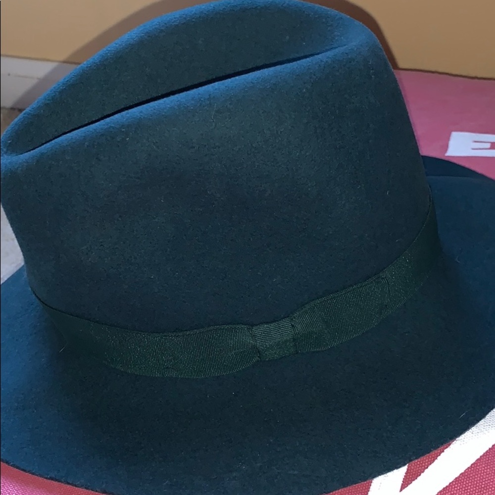 100% wool hat - Picture 2 of 3